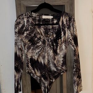 Leopard Print Long Sleeve Bodysuit